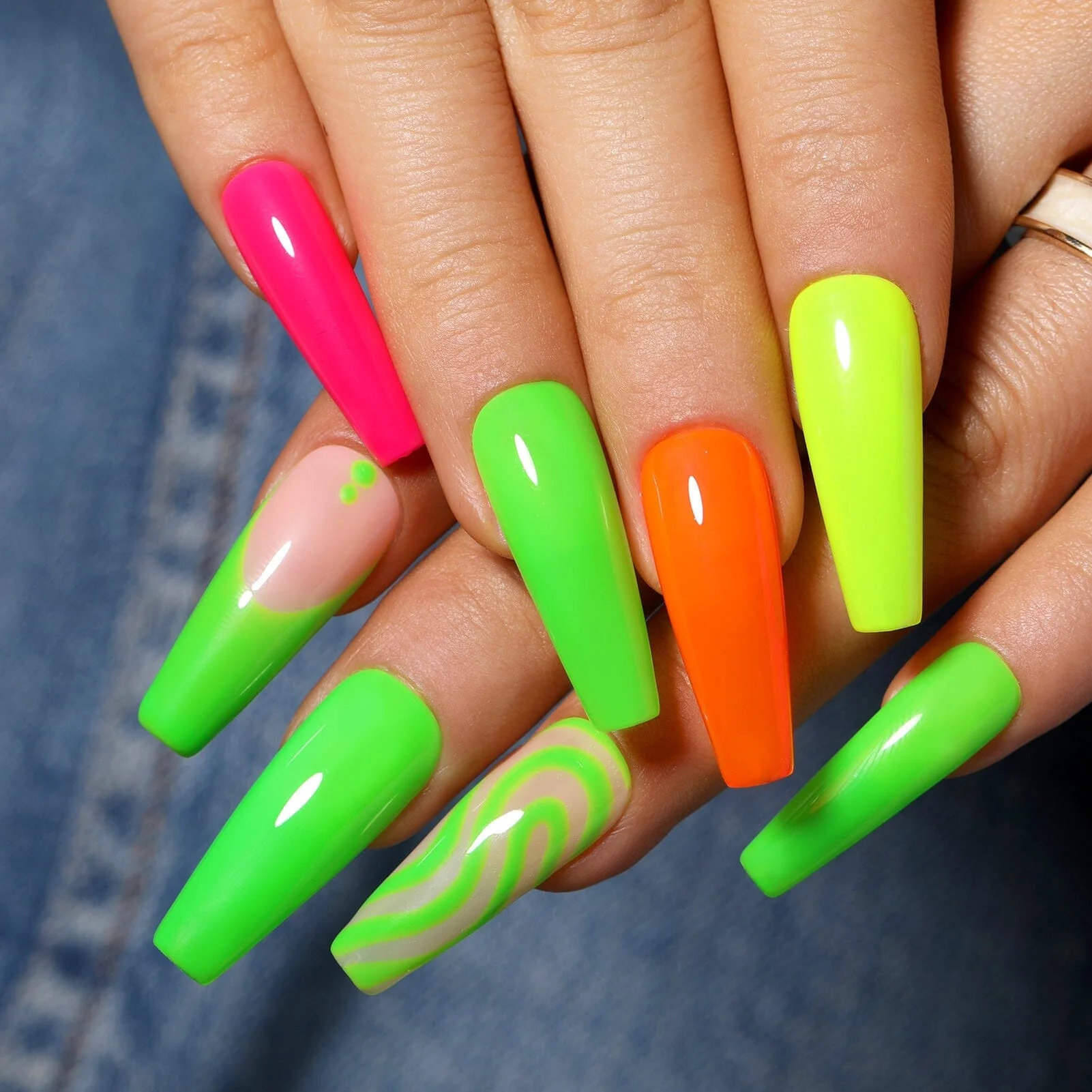 6 Colors Gel Polish S35 Cyber City 7ml - Image 12