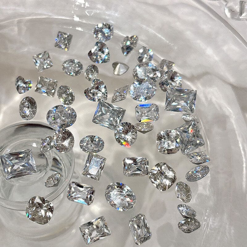 Geometric Crystal Love Heart Rhinestone Nail Decoration - Image 6